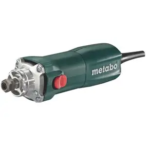 Finale Aktion Metabo 600615000 GE710 Smerigliatrice compatta a perno diritto 710 Watt Elettronica Compatta