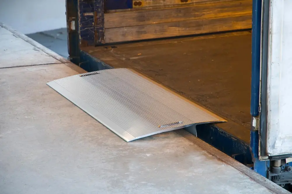 Ausverkauf Altec Ladebrücke HFB 60 - 575 x 1500 mm