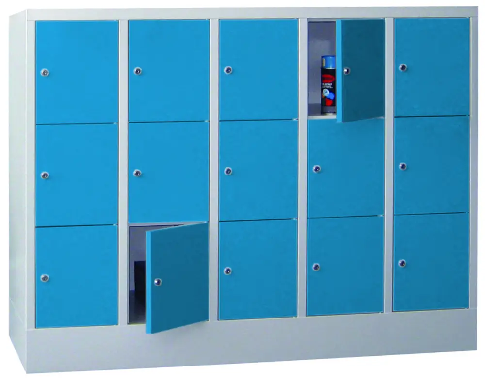 Neuheit Pavoy Schließfachschrank mit Sockel und Vollblechtüren 1187 x 1500 x 500 mm - 3 x 5 Fächer mit Zylinderschloss - RAL 7035 5012